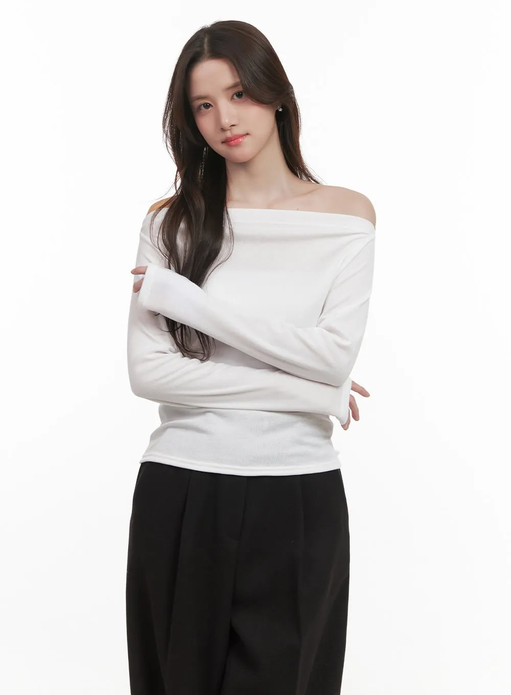 Classic Off-Shoulder Top CJ514