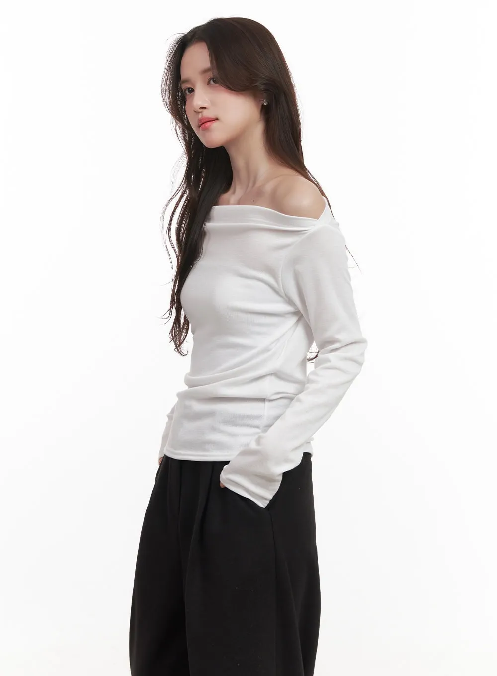 Classic Off-Shoulder Top CJ514