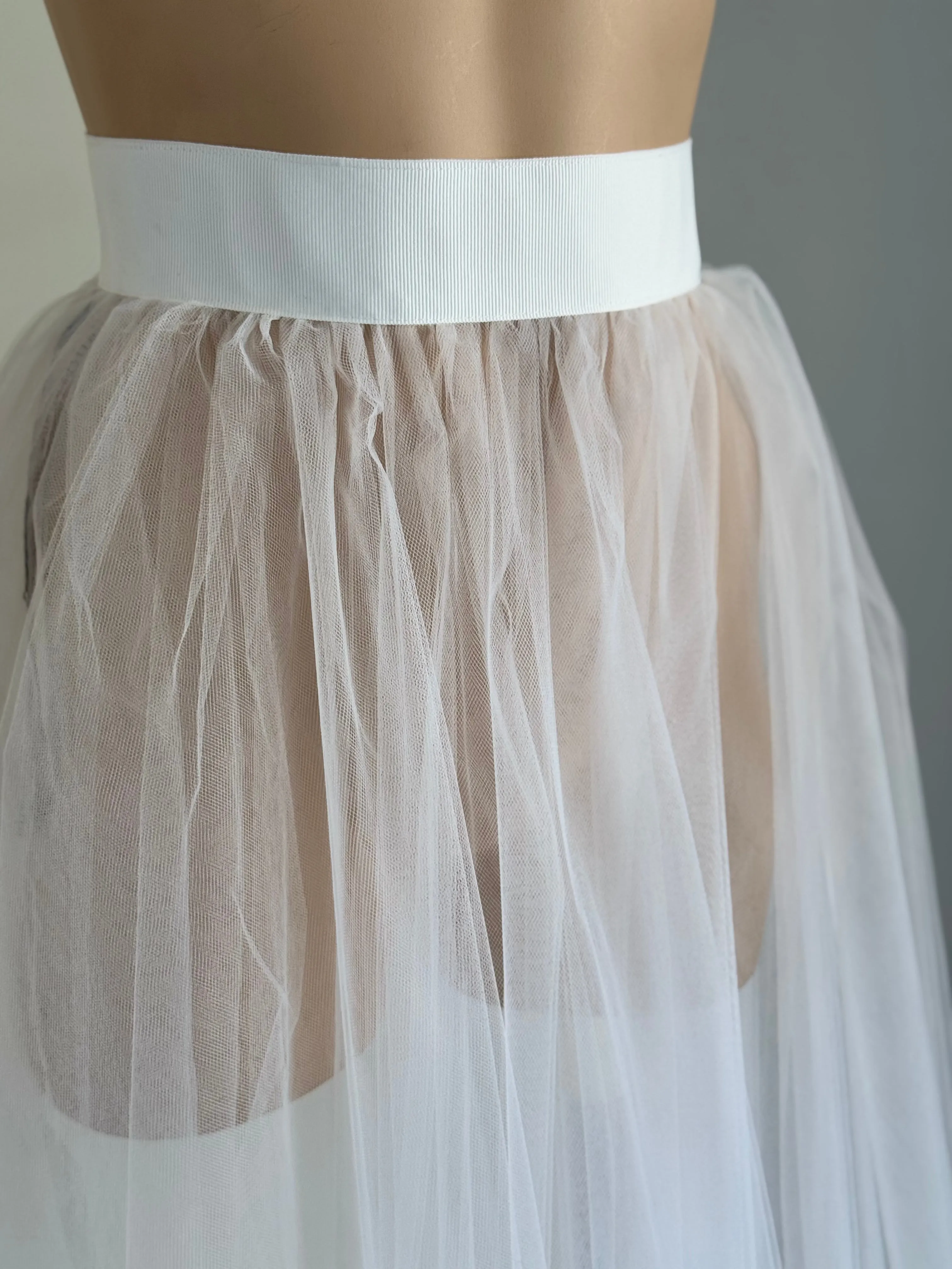 Lana Tulle Overskirt