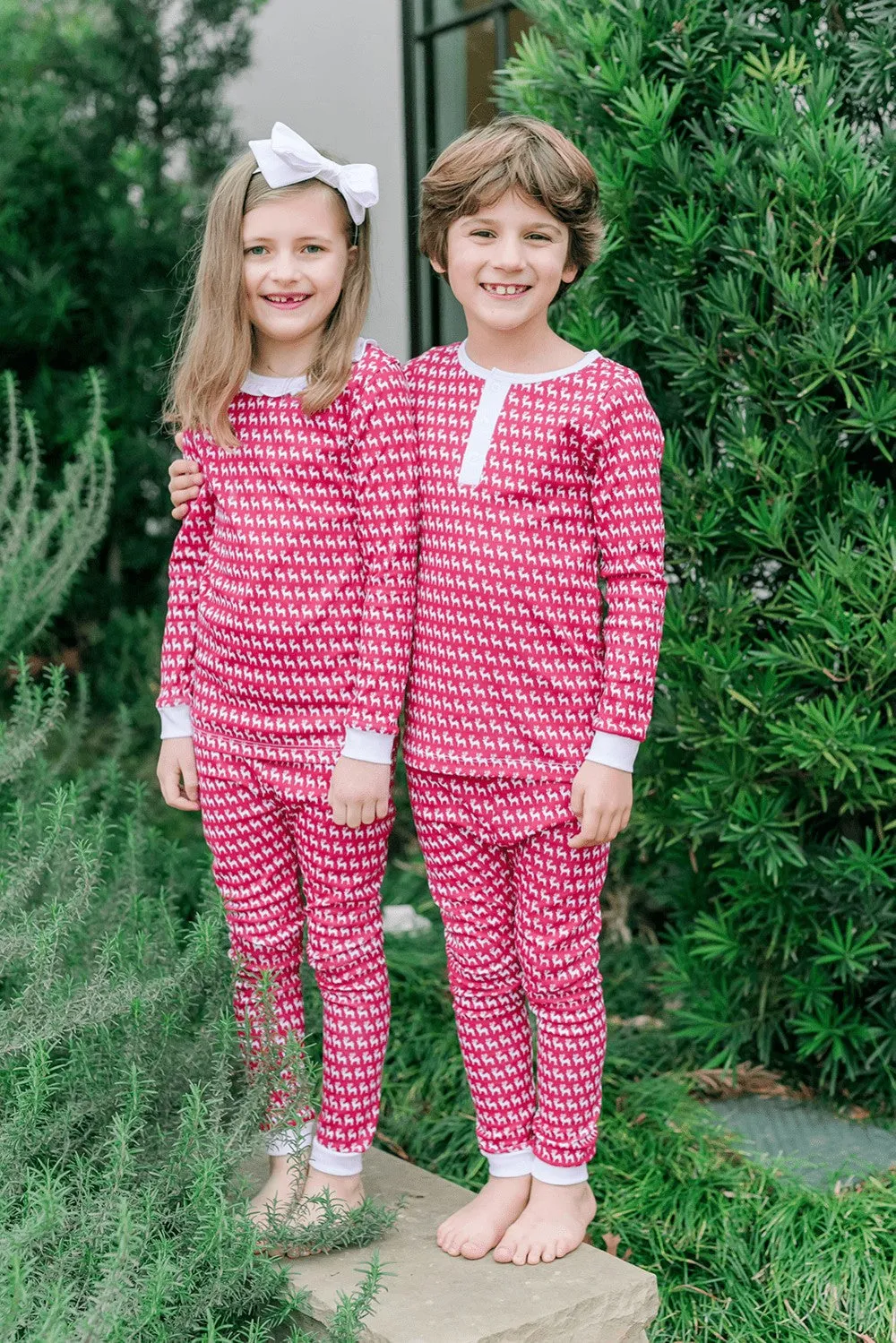 Lila & Hayes Girls Ava Pajamas - Red Reindeer