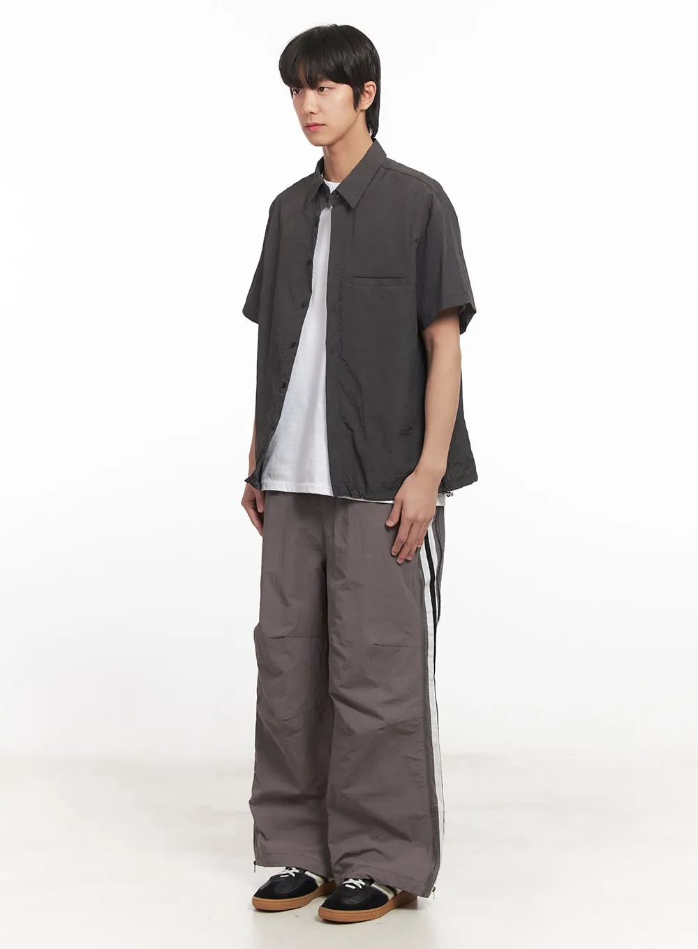 Men's Nylon Striped Wide-Fit Pants IA510
